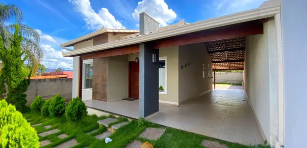 Casas com piscina à venda em Pousada Del Rey, Igarapé, MG - ZAP